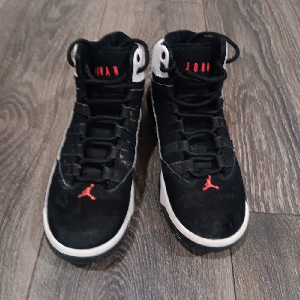 Nike Air Jordan Kids size 4 - Picture 2 of 8